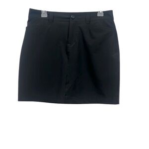 Eddie Bauer navy blue mini skort size M